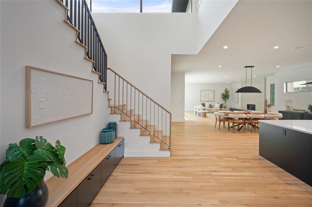GASTONWOOD - Residential