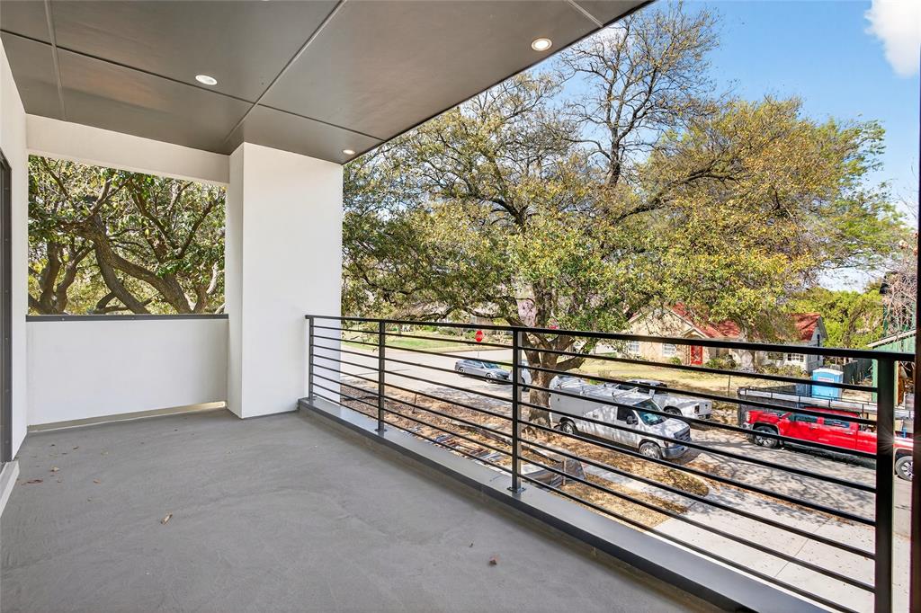 GASTONWOOD - Residential