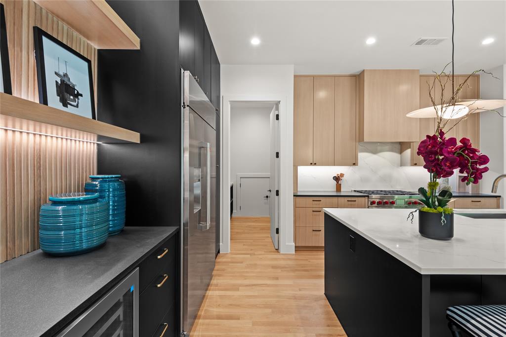 GASTONWOOD - Residential