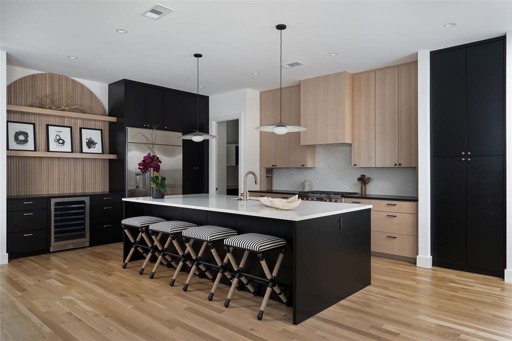 GASTONWOOD - Residential