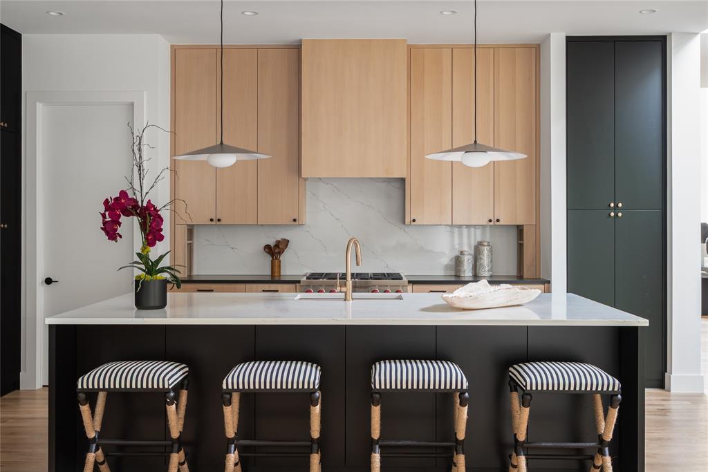 GASTONWOOD - Residential