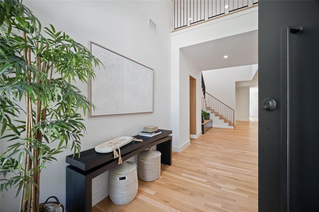 GASTONWOOD - Residential