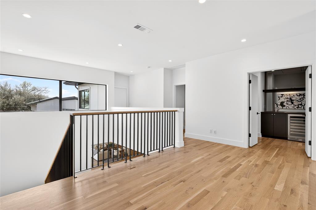 GASTONWOOD - Residential