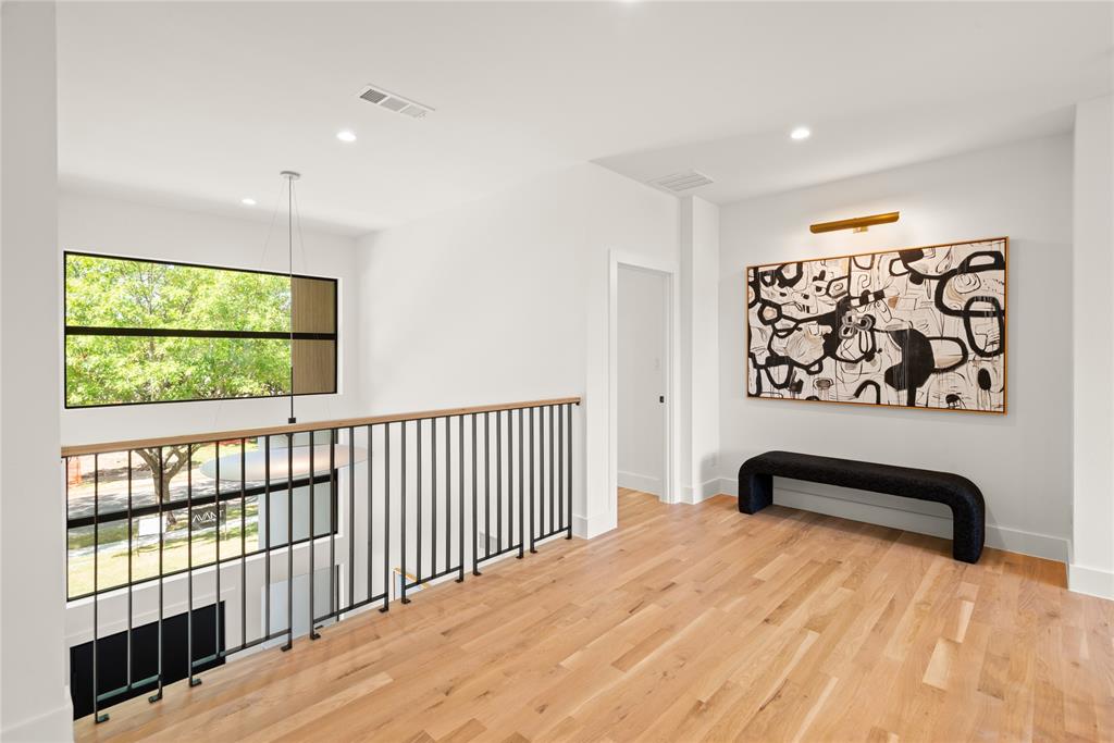 GASTONWOOD - Residential