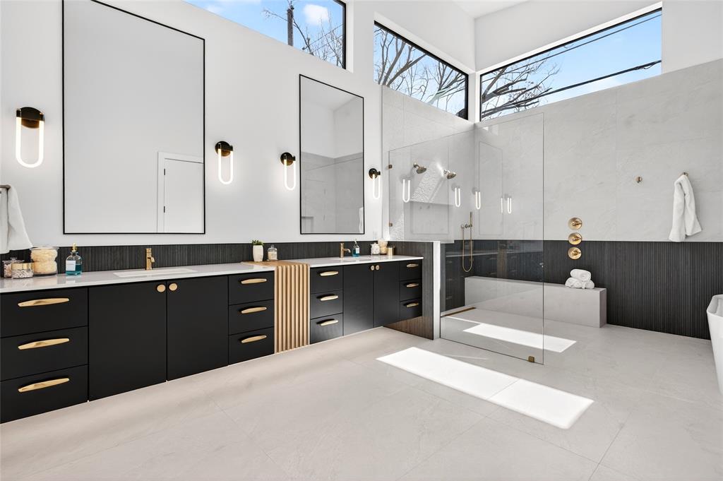 GASTONWOOD - Residential