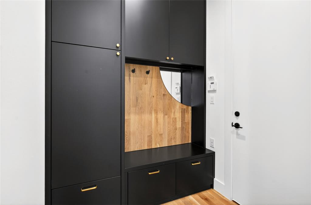 GASTONWOOD - Residential