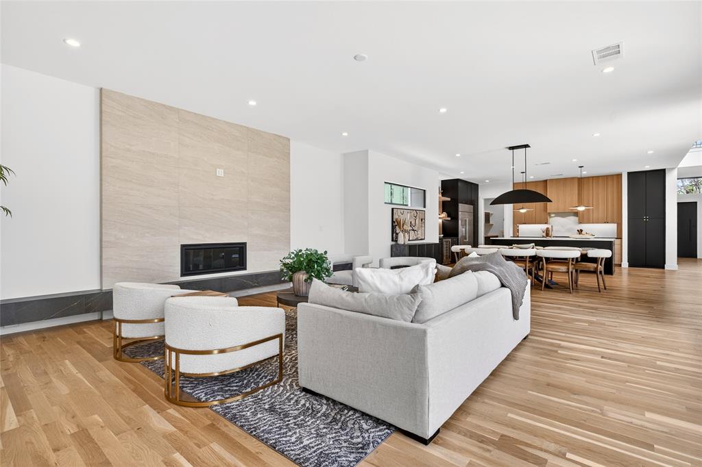 GASTONWOOD - Residential