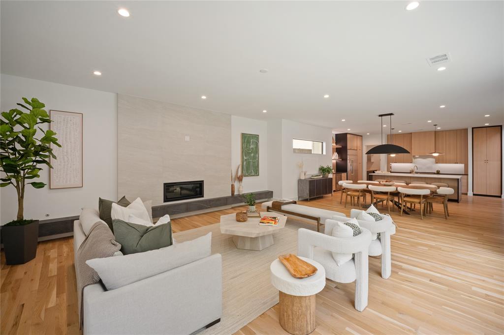 GASTONWOOD - Residential