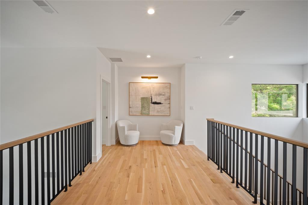 GASTONWOOD - Residential