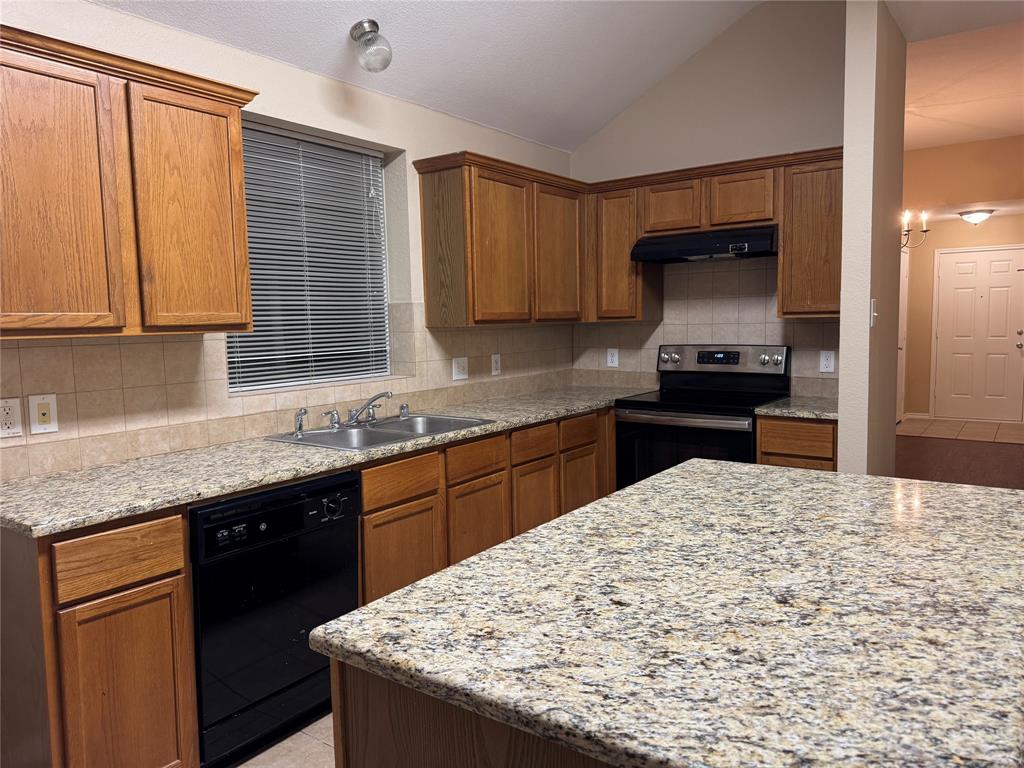 HEIGHTS AT WESTRIDGE #1 - Residential Lease