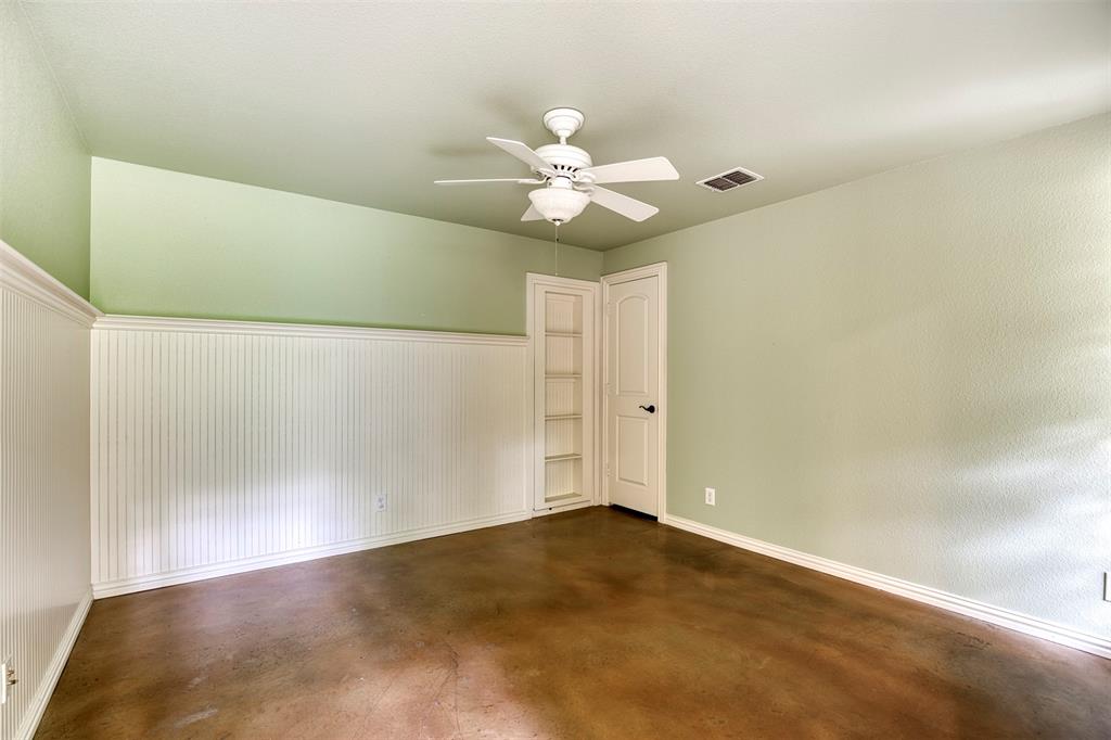 Emerald Sound At Lake Lewisvil - Residential