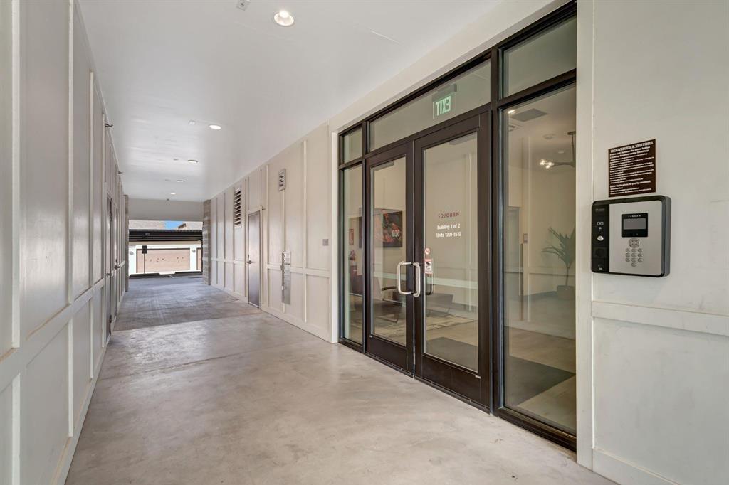 Sojurn At The Realm Condominiu - Residential Lease