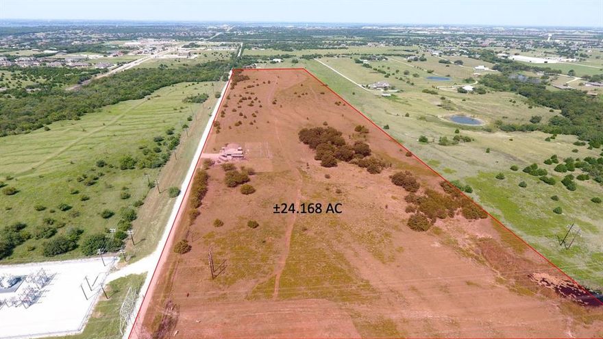 Exceptional 24-Acre Residential Development Opportunity in Thriving Rockwall. Water is approximately 500 ft, sewer is approximately 0.35 mile. Either keep the ETJ of estate lot development, or consider annexation and develop a decent neighborhood. Just minutes from Horizon Road and FM 549, this prime property offers unparalleled access to everything buyers want: top-rated schools, major retailers like Walmart and Kroger, high-quality healthcare, and an array of dining and lifestyle amenities.
Positioned within a vibrant and highly desirable residential area, the site is surrounded by rapidly developing upscale communities including Terraces 62’, Gideon Grove, and Somerset Park. The land is already zoned for residential use. 
With Rockwall’s population and demand continuing to soar, opportunities like this are rare. Whether you're a developer seeking your next high-impact project or an investor looking to secure land in a booming market, 429 Hanby Lane is a smart move with long-term upside.