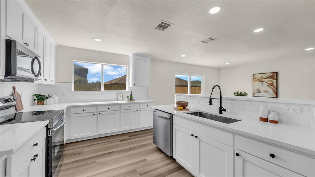 Brookwood Park - Residential