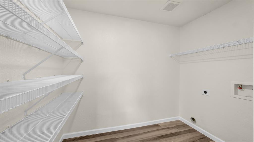 Brookwood Park - Residential