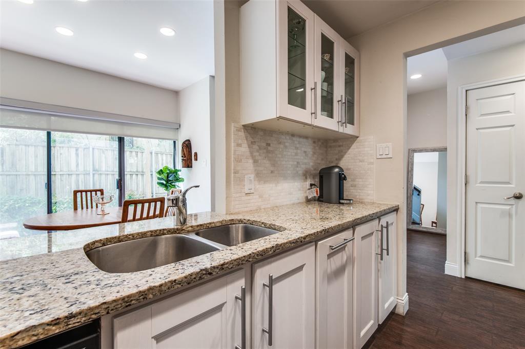 2509 Welborn Street Condos - Residential