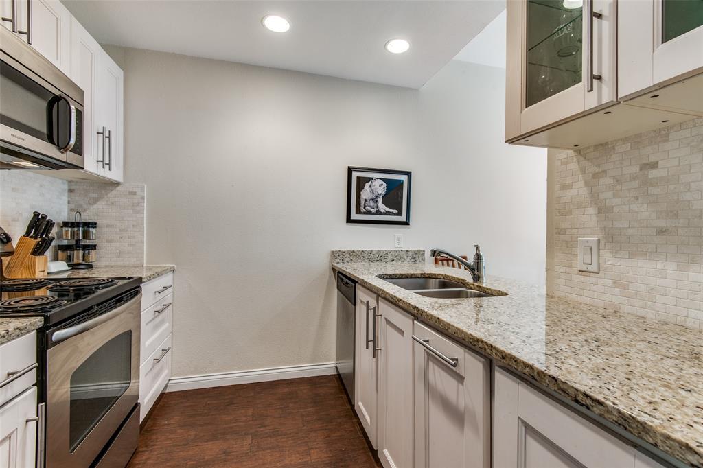 2509 Welborn Street Condos - Residential