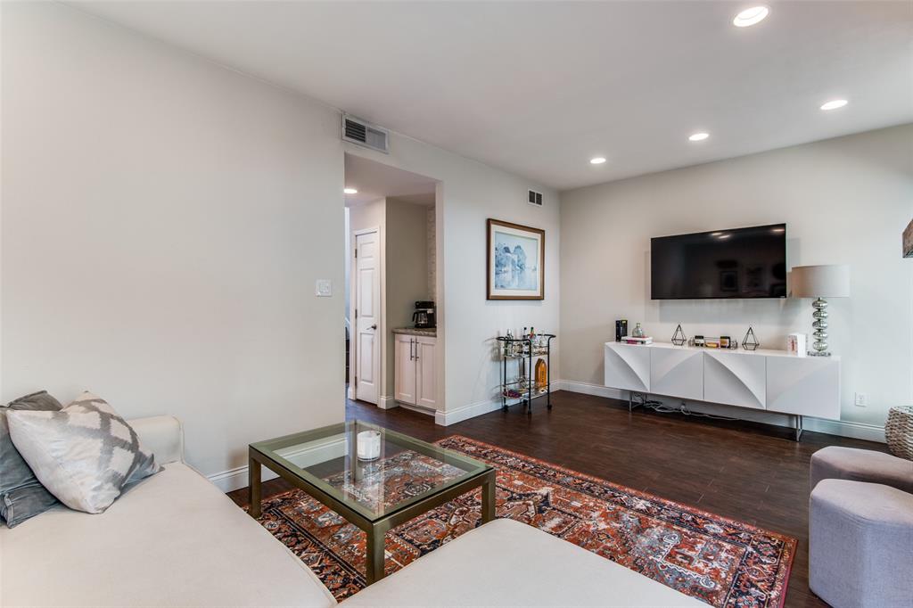 2509 Welborn Street Condos - Residential