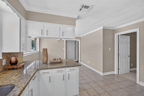 Tiny photo for 3922 Parkway Drive, Bossier City, LA 71112 (MLS # 21394664)
