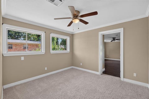 Tiny photo for 3922 Parkway Drive, Bossier City, LA 71112 (MLS # 21394664)