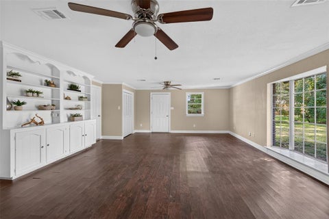 Tiny photo for 3922 Parkway Drive, Bossier City, LA 71112 (MLS # 21394664)