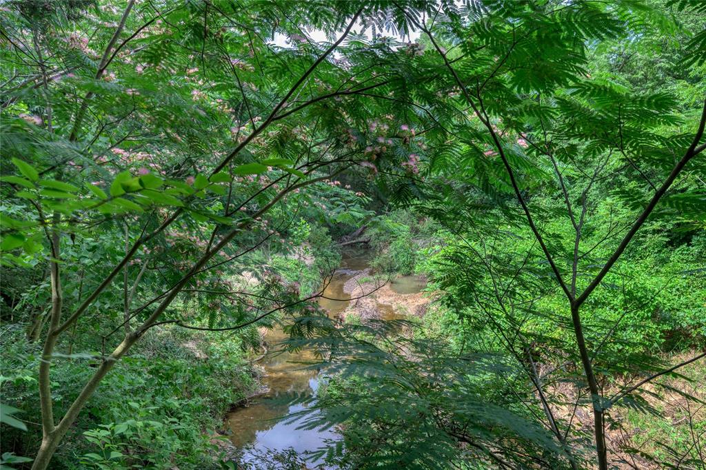 CROSS TIMBER ESTATES - Land