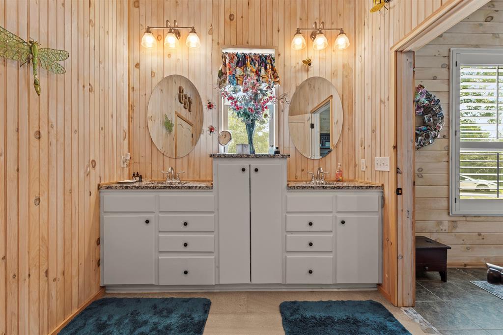 John Izard Surv Abs 383 - Residential