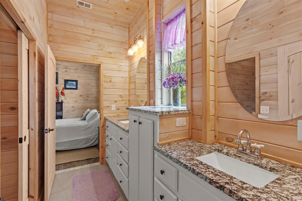 John Izard Surv Abs 383 - Residential