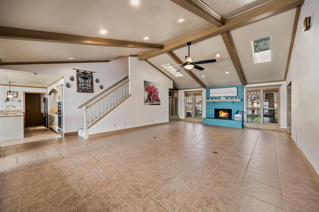 Country Club Shores - Residential