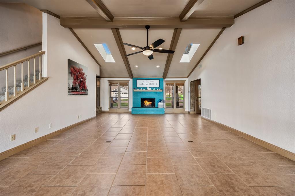 Country Club Shores - Residential