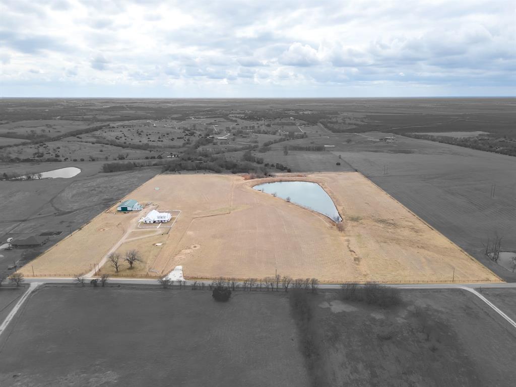 375 J B Vandiver Loop