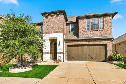 Photo of 2125 Ella Lane, Carrollton, TX 75010 (MLS # 21419746)
