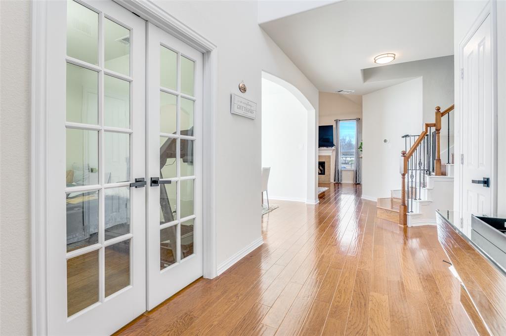 3025 Glenbrook Drive