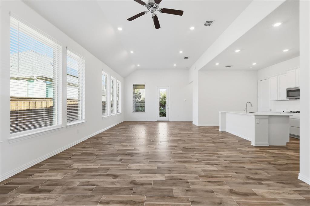 Viridian Village 3a - Residential