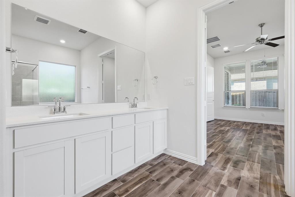 Viridian Village 3a - Residential