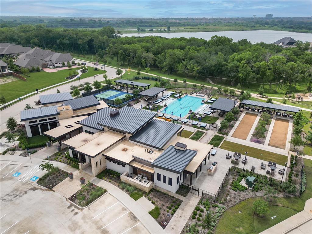 Viridian Village 3a - Residential