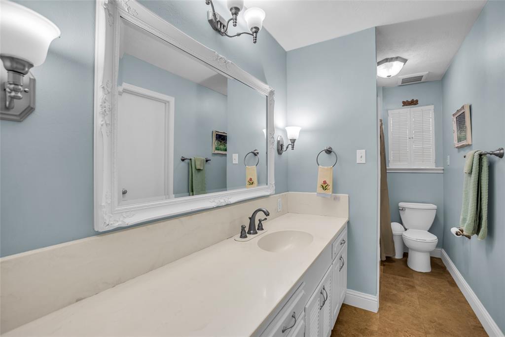 Carlton House Condo - Residential