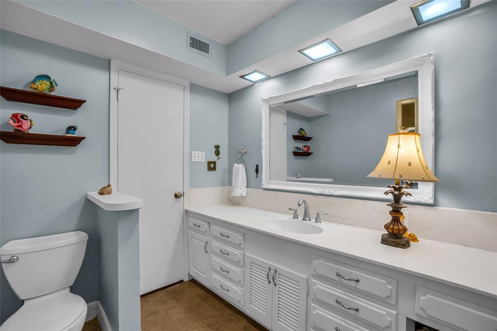 Carlton House Condo - Residential