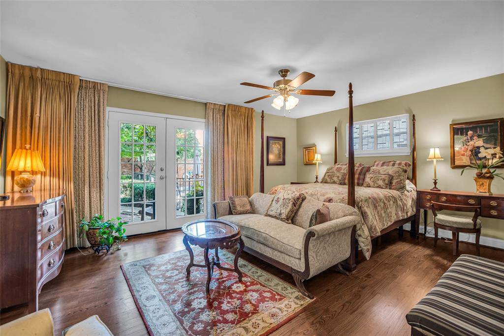 Carlton House Condo - Residential