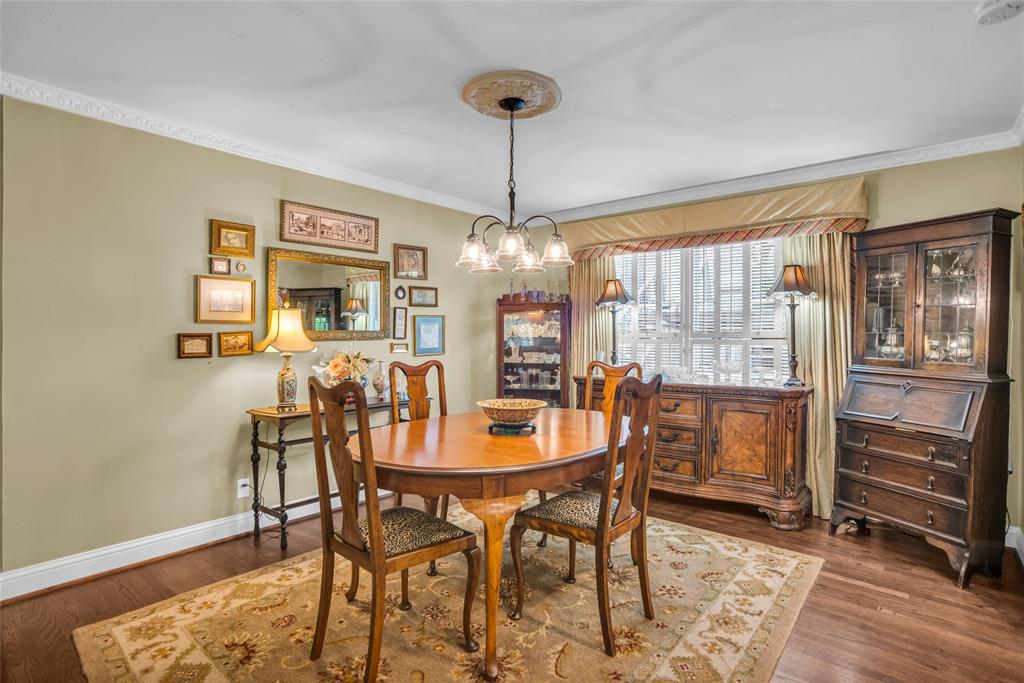 Carlton House Condo - Residential