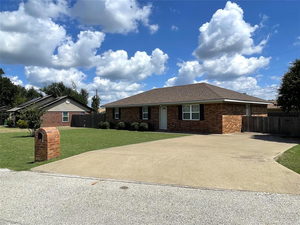 W Main Place - Residential