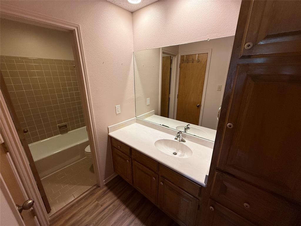 Overton South Add - Residential Lease