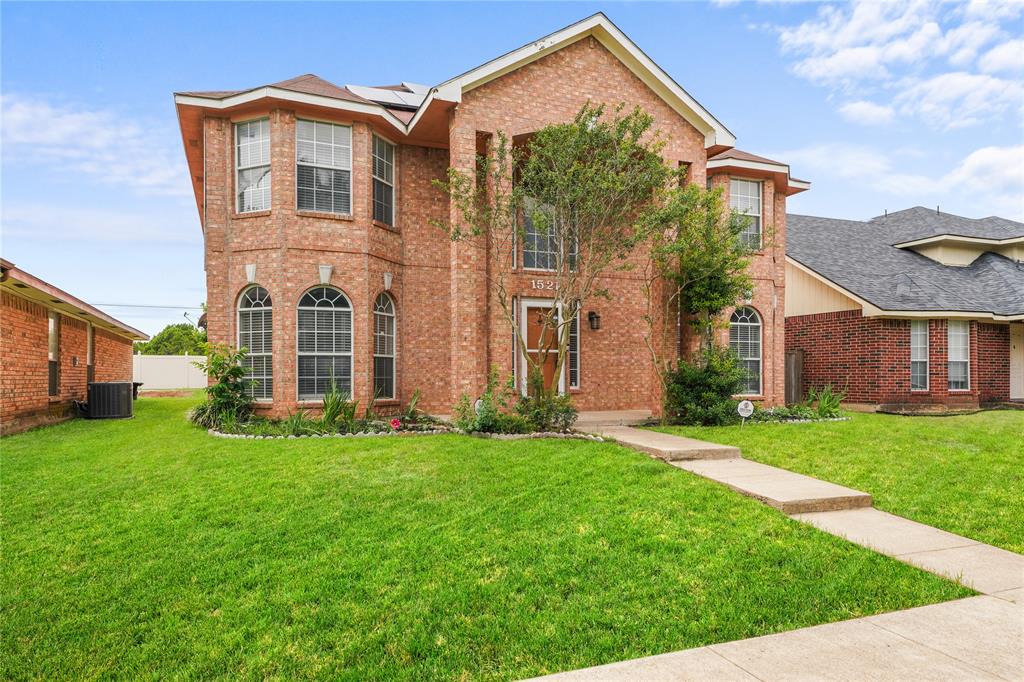 1521 Curtis Lane