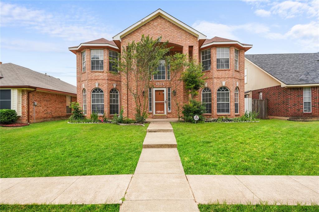 1521 Curtis Lane