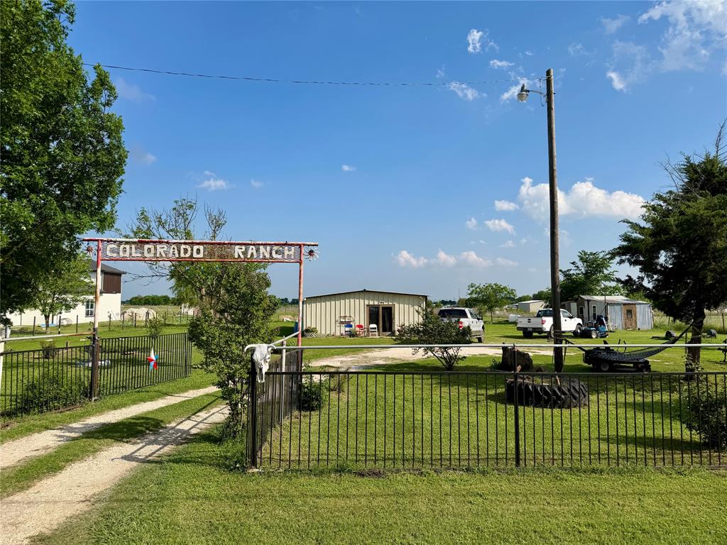 RODRIGUEZ ESTATES - Farm