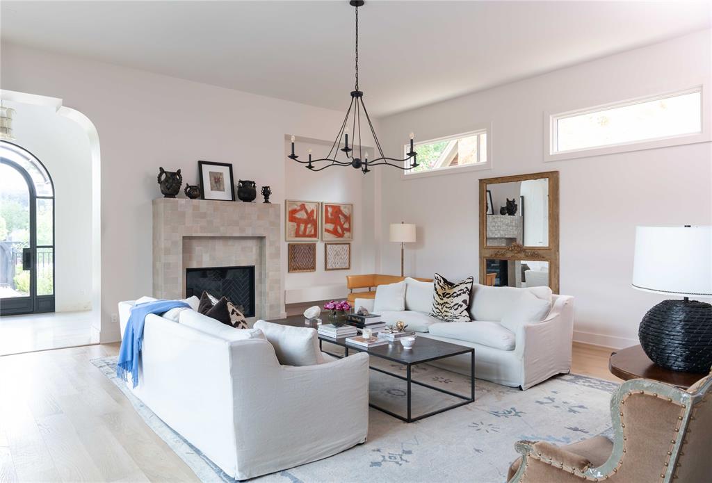 CHAMBERLAIN ARLINGTON HTS 1ST BLOCK - Residential