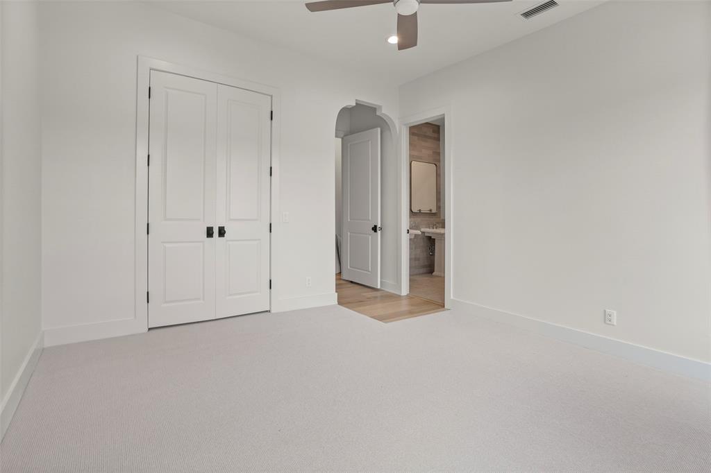 CHAMBERLAIN ARLINGTON HTS 1ST BLOCK - Residential