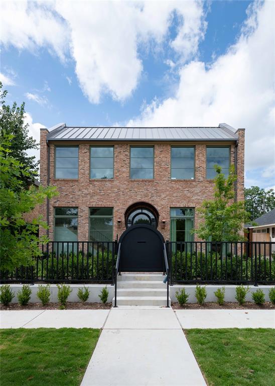 CHAMBERLAIN ARLINGTON HTS 1ST BLOCK - Residential