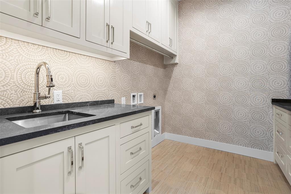 CHAMBERLAIN ARLINGTON HTS 1ST BLOCK - Residential