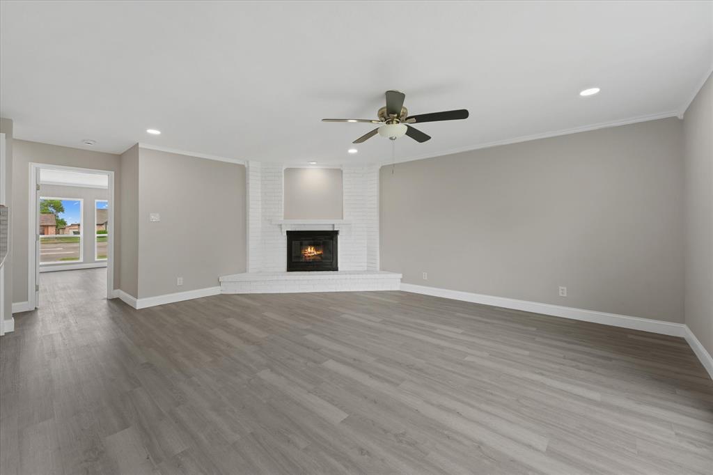 COLONY 15 - Residential